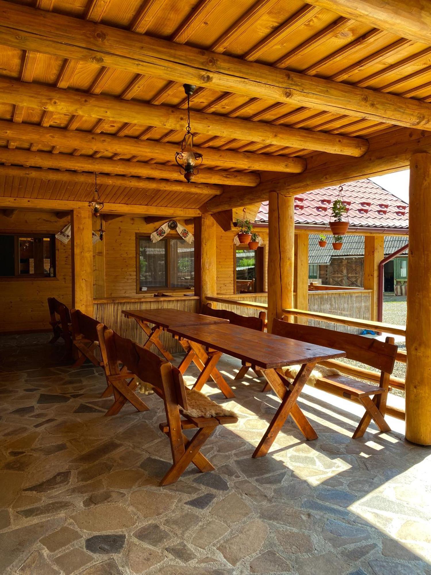 Popas In Breb Hotel Exterior photo